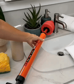 The soft, flexible Plumbless sealing cone